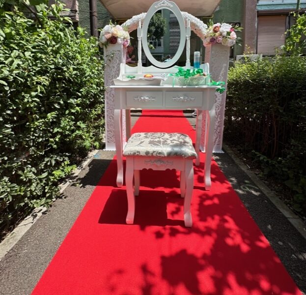 Aranjamente florale elegante și rafinate pentru evenimentele tale