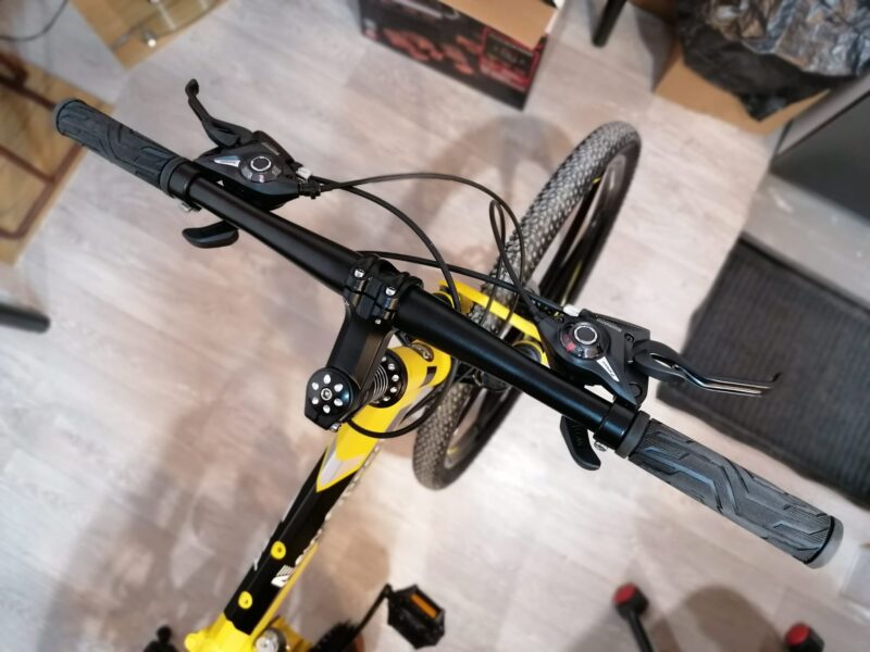 Bicicleta noua MTB sigilata, roti 26” aliaj 6 spite, Shimano, pliabila, frane disc, amortizoare arc